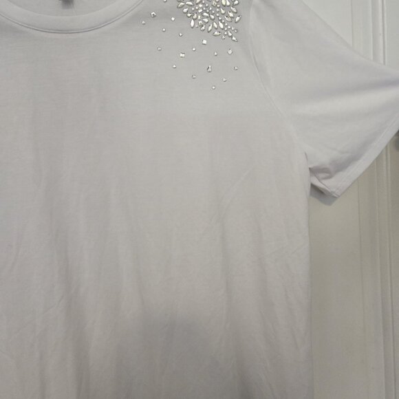 Parker & Rowe White Embellished Shoulder T-Shirt Top - Size XL - Picture 9 of 9